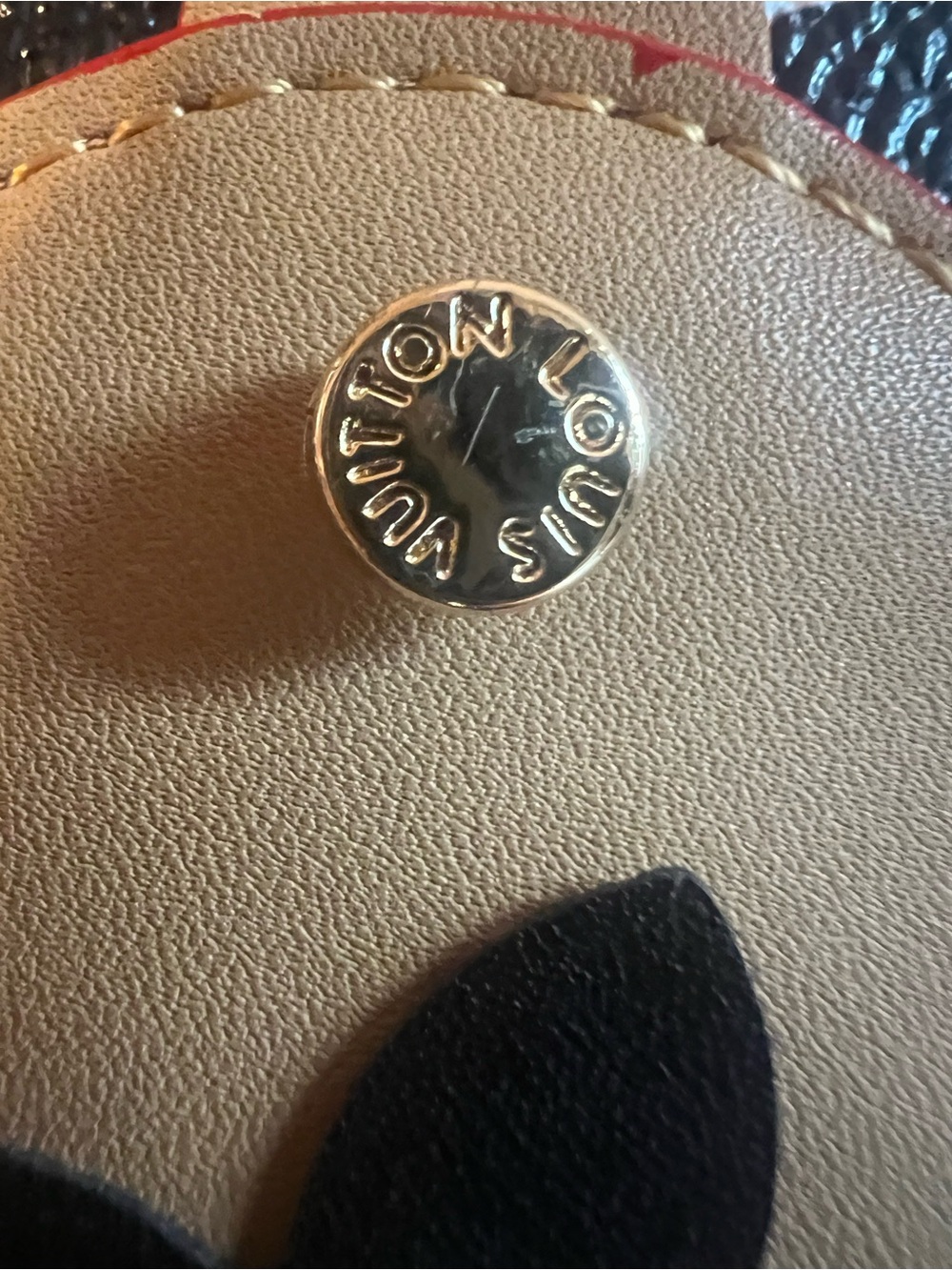 Louis Vuitton Black Monogram Flower Key Holder with Tan Center - Picture 11 of 14